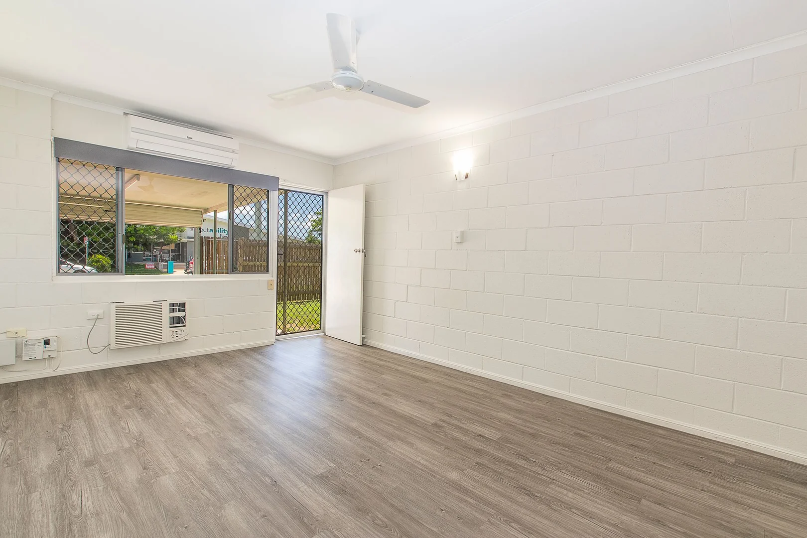 Additional image 2 of 2/42 Cambridge Street, Gulliver QLD 4812