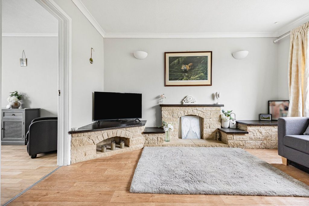 Additional image 4 of 3 bed terraced house for saleThe Bridle, Stroud, Gloucestershire GL5
