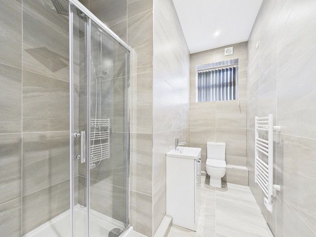 2 bed flat to rentHull HU5 photo 4
