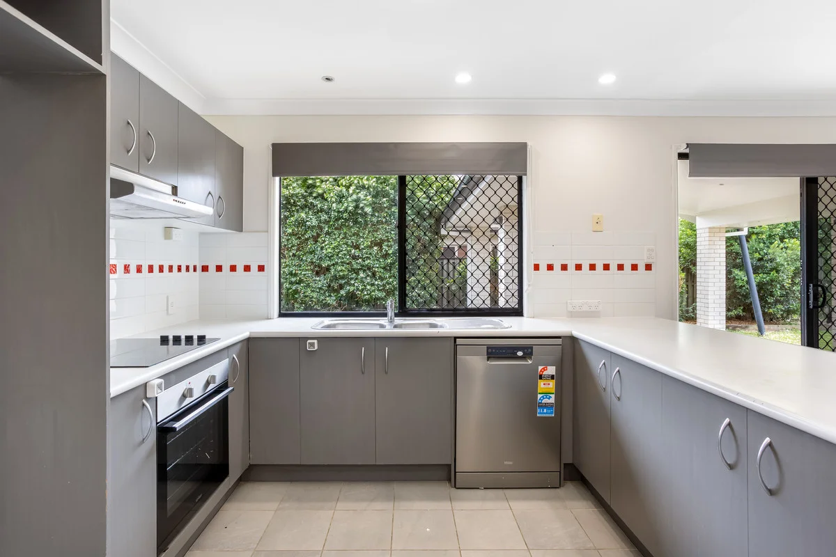 4 Reddy Drive, Caboolture QLD 4510 photo 4