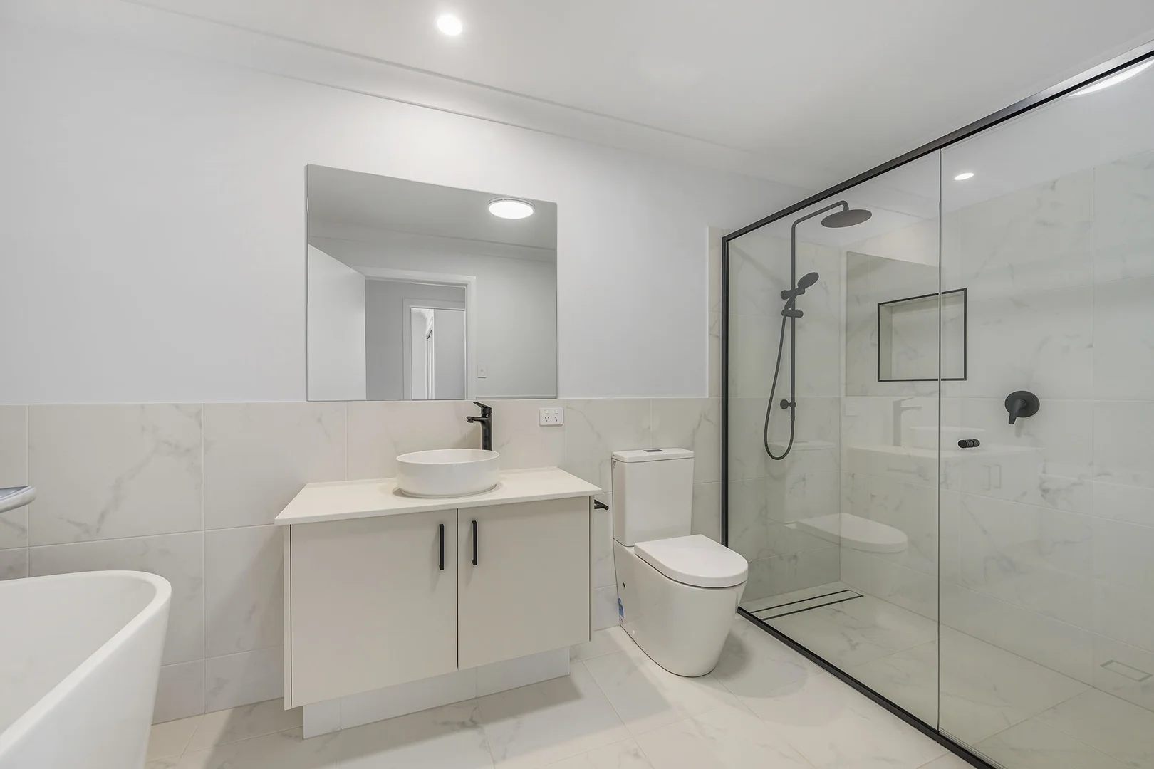 Additional image 5 of 8 Foreshore Avenue, Lake Cathie NSW 2445