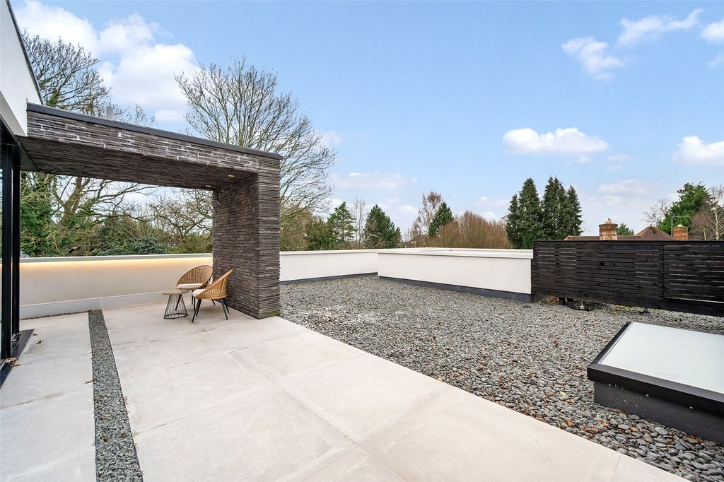 Additional image 11 of 3 bed flat to rentNorth Road, Hale, Cheshire WA15