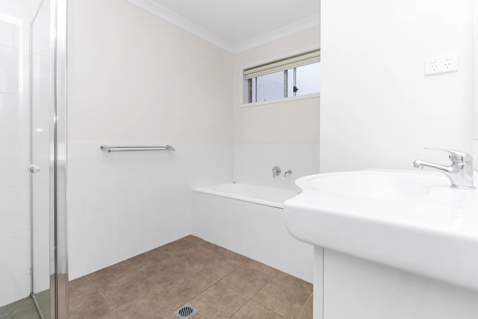 Additional image 12 of 5 Melaleuca Drive, Forest Hill NSW 2651