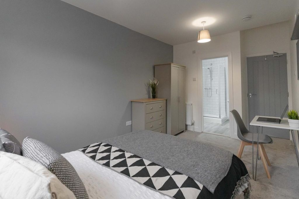 Additional image 15 of 7 bed shared accommodation to rentMargate Road, Southsea, Hampshire PO5