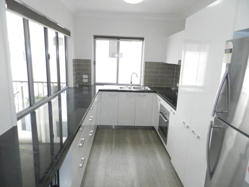 14/5-9 View Street, Gladstone Central QLD 4680