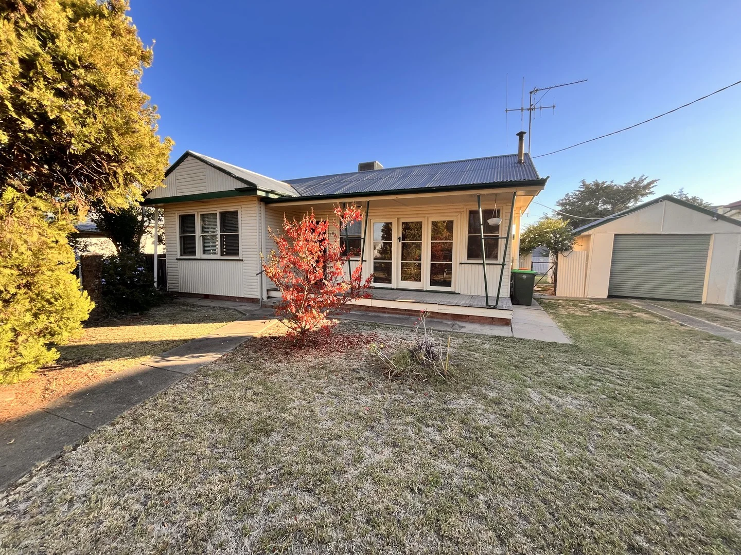 10 Oxford Street, Forbes NSW 2871