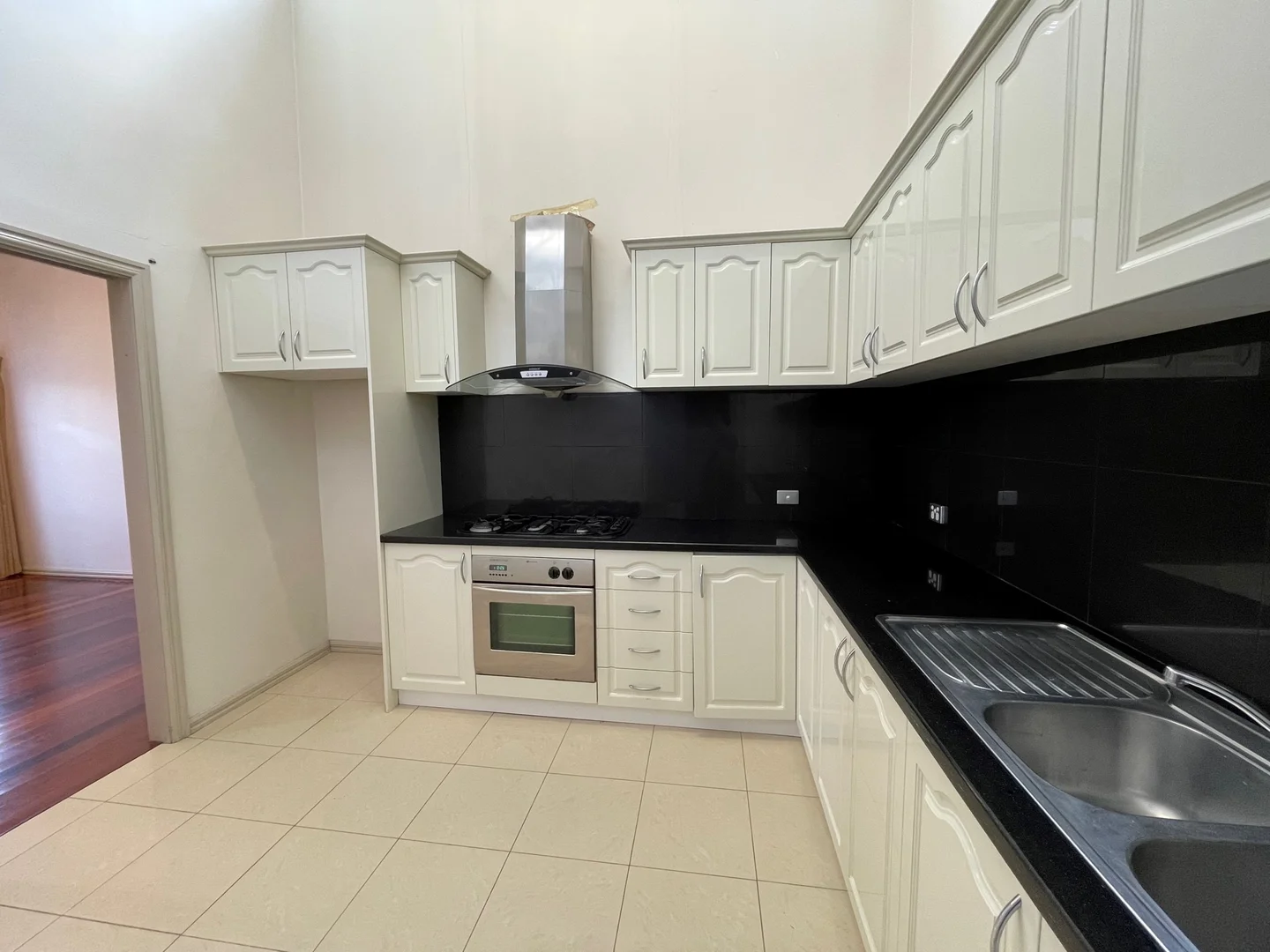 Additional image 9 of 1/5 Cherryhinton Street, Box Hill VIC 3128