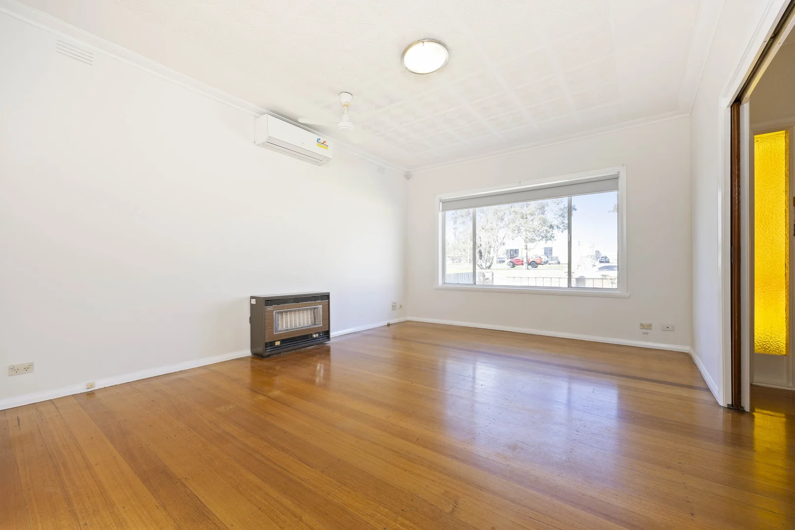 Additional image 3 of 541 Mountain Highway, Bayswater VIC 3153