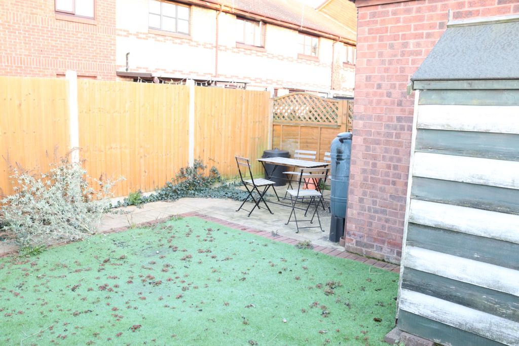 Additional image 22 of 2 bed maisonette to rentHumber Road, Dartford DA1