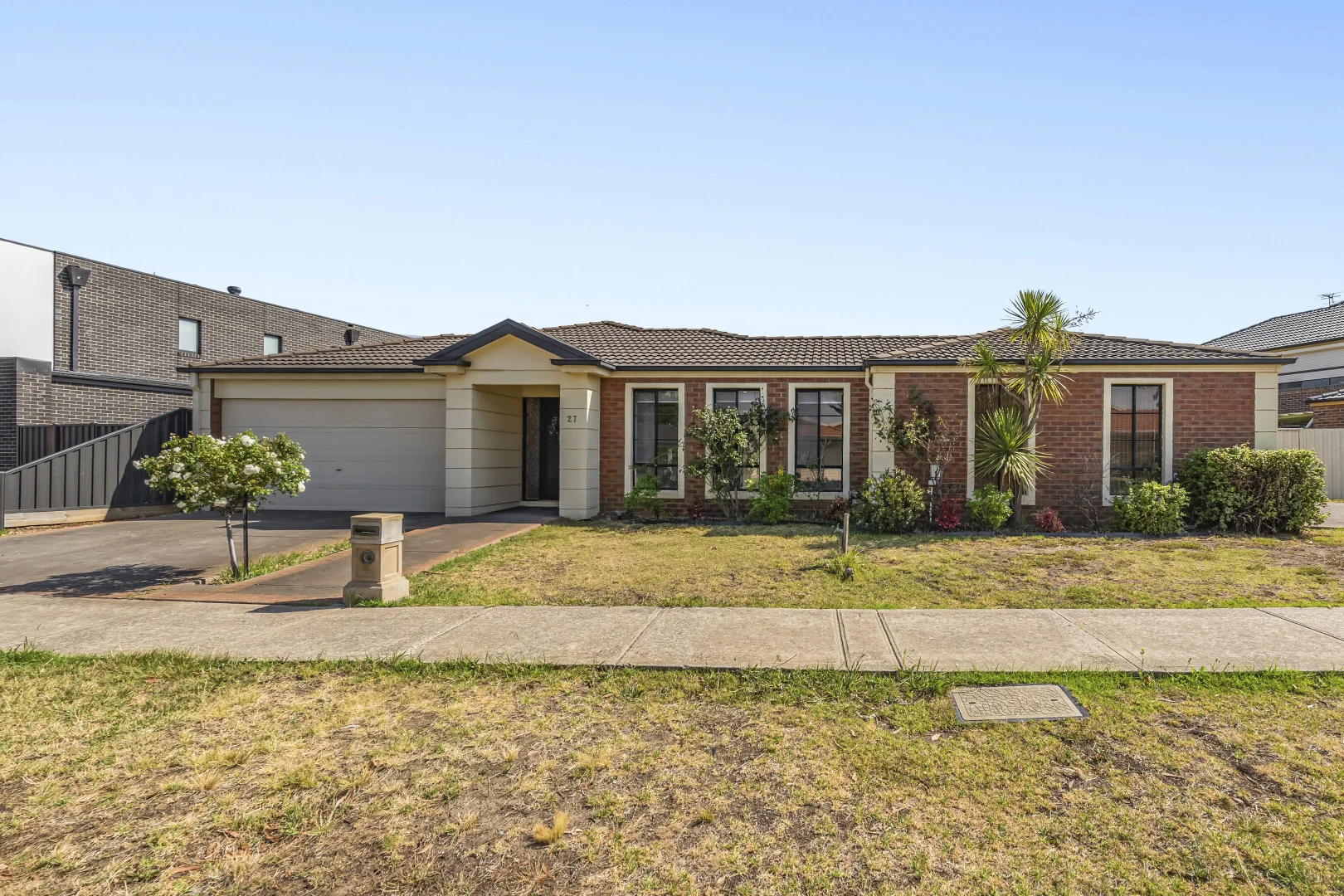 Additional image 2 of 27 Verona Drive, Taylors Lakes VIC 3038
