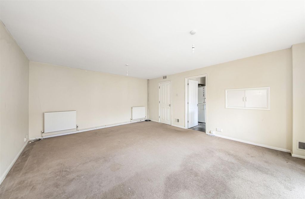 Additional image 5 of 2 bed flat to rentCheney Lane, Headington, Oxford OX3