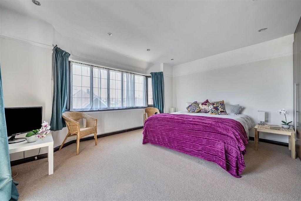 Additional image 9 of 5 bed detached house to rent25 First Avenue, Felpham, Bognor Regis, West Sussex PO22