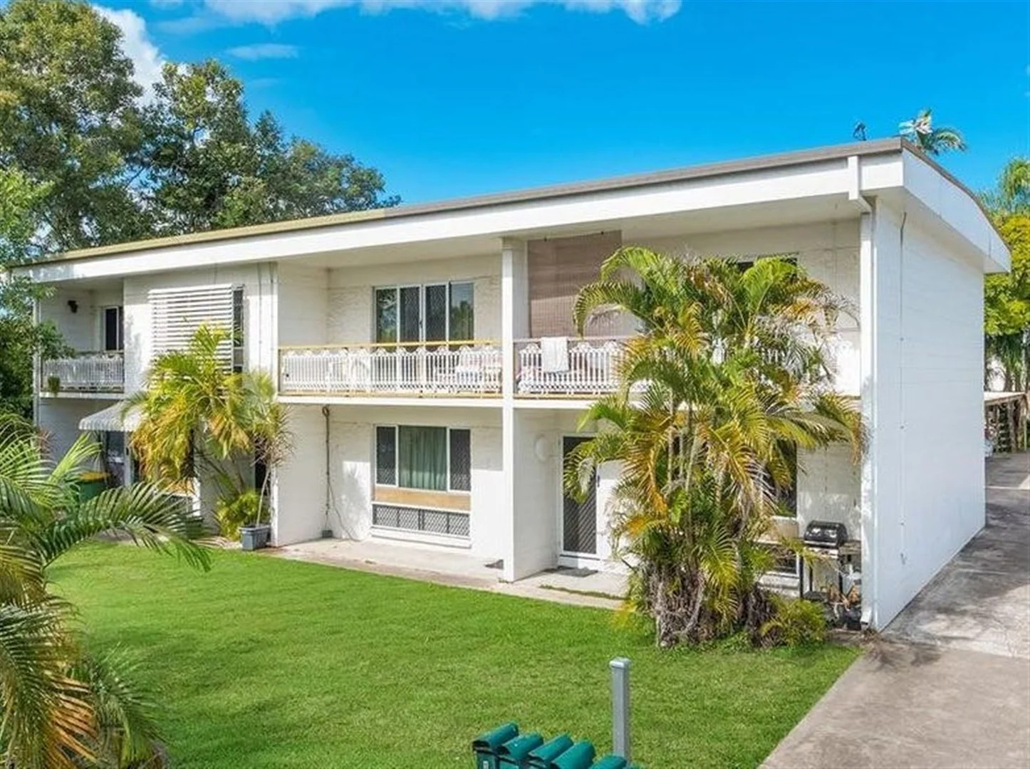 4/4 Goldring Street, Hermit Park QLD 4812