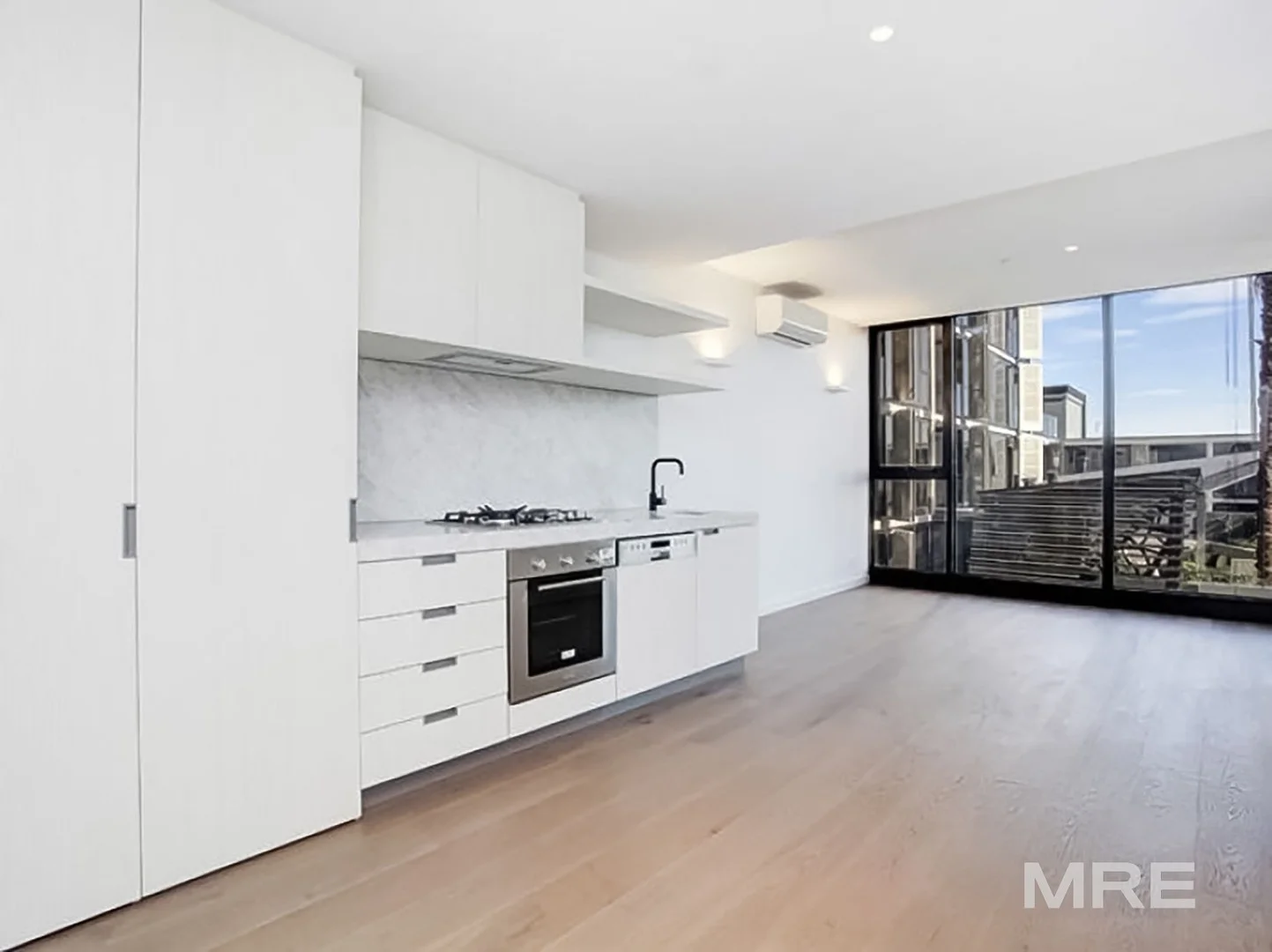 1003/33 Blackwood Street, North Melbourne VIC 3051