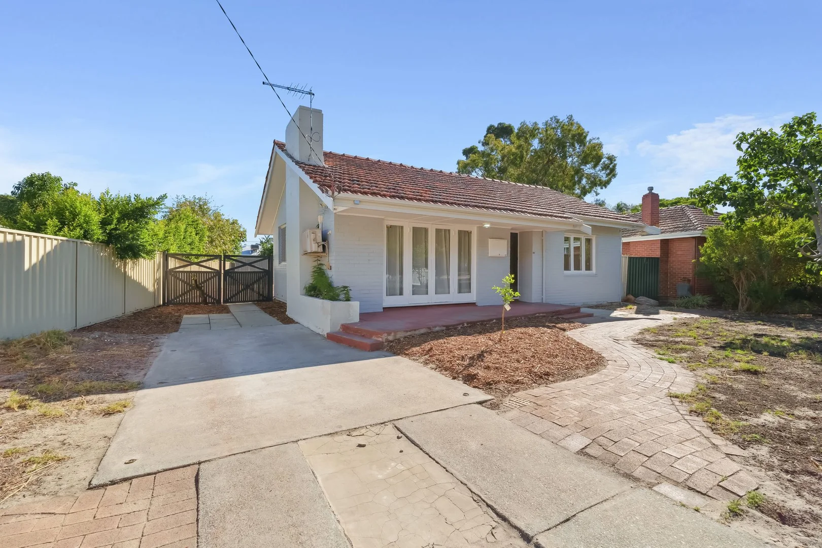 Additional image 3 of 298 Epsom Avenue, Cloverdale WA 6105