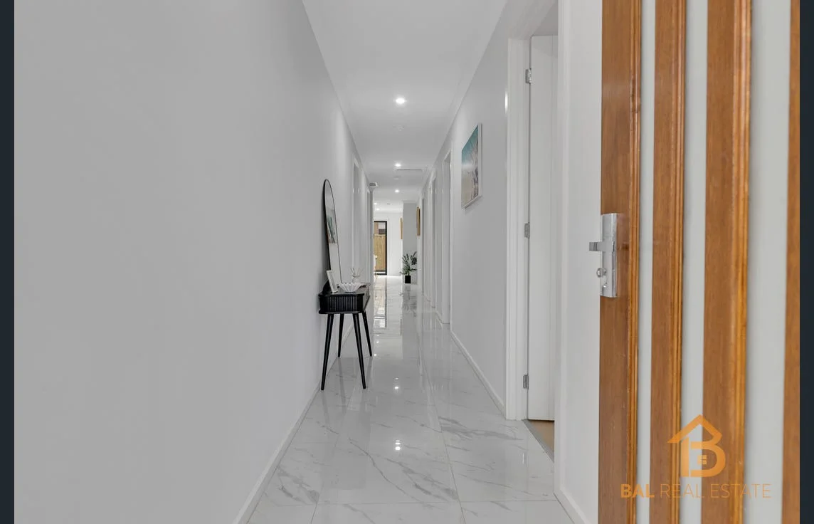 52 Bluebottle Parade, Rockbank VIC 3335 photo 2