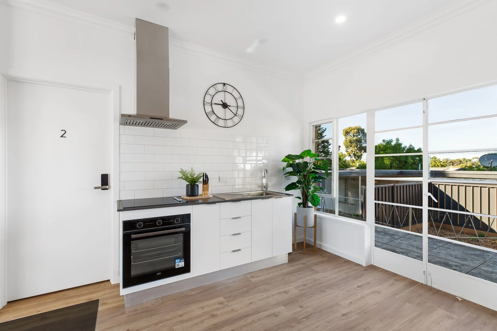 Additional image 6 of Apartment 2 5/8 Dale St, Kennington VIC 3550