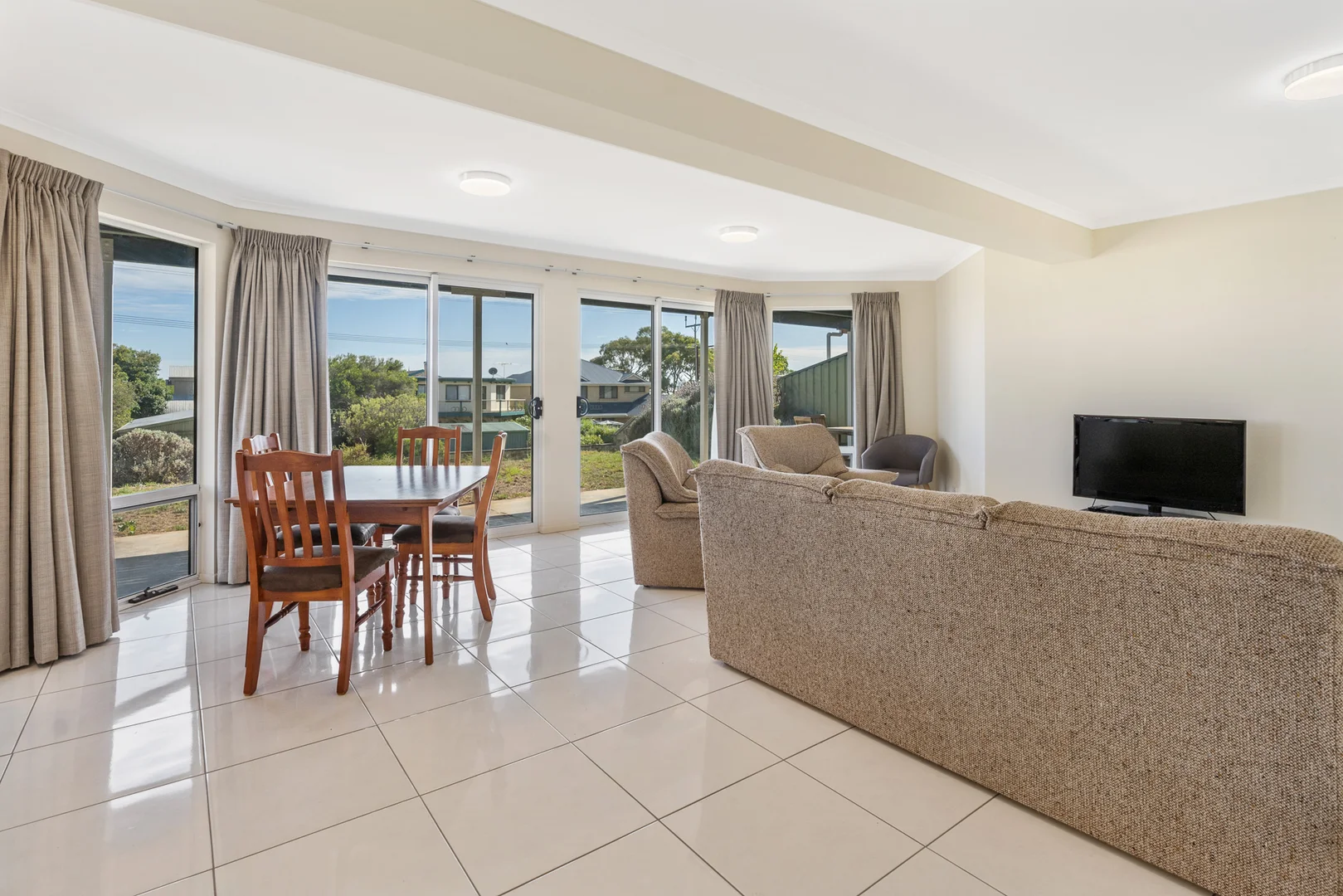 Additional image 5 of 44 Sidney Parade, Hindmarsh Island SA 5214