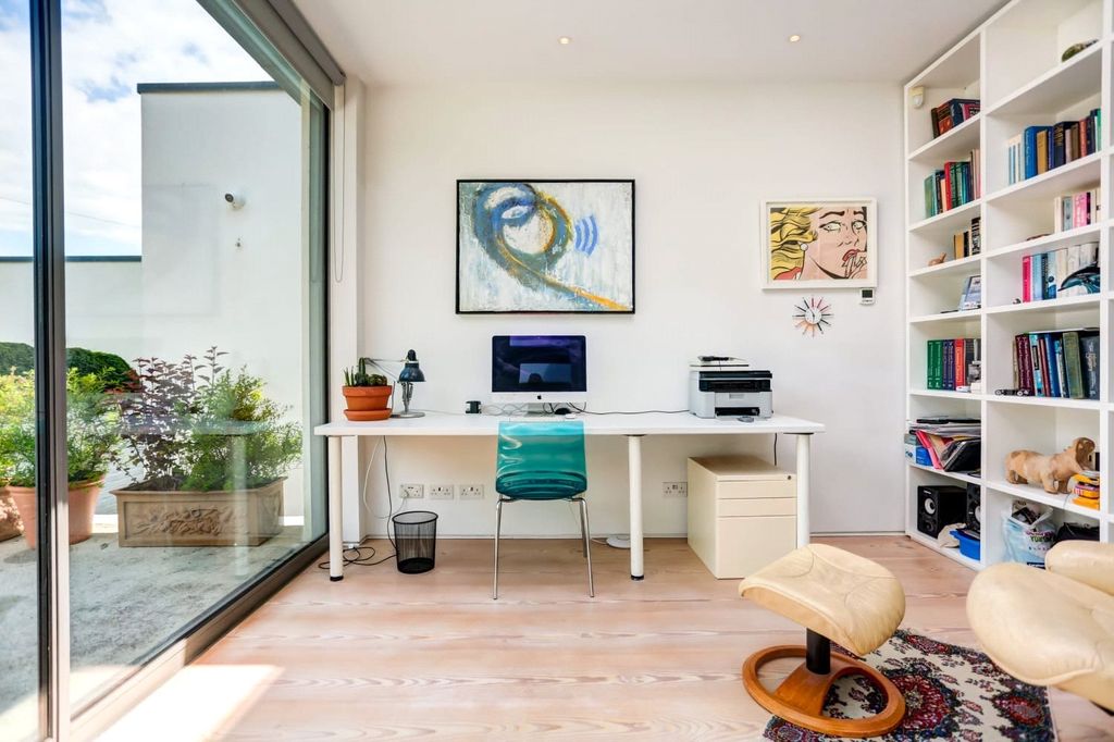 Additional image 10 of 6 bed detached house for saleRoedean Way, Brighton, East Sussex BN2