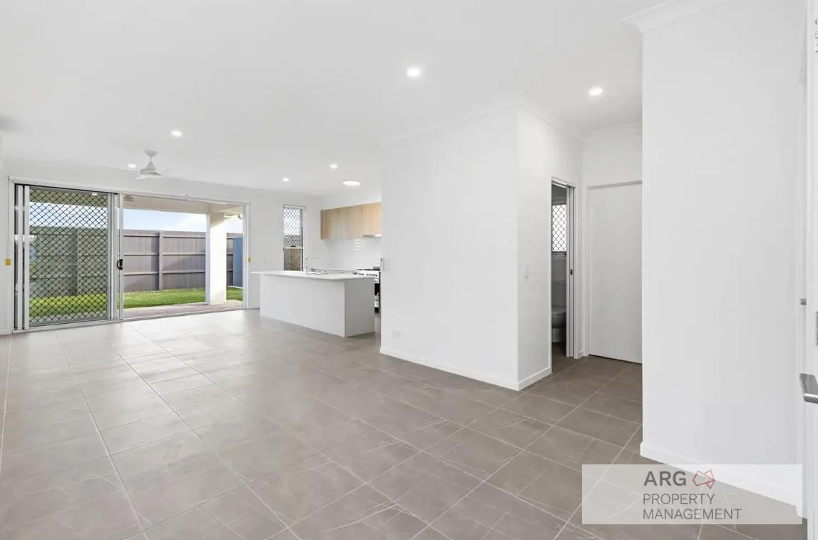 Additional image 2 of 39 Rottnest Crescent, Banya QLD 4551