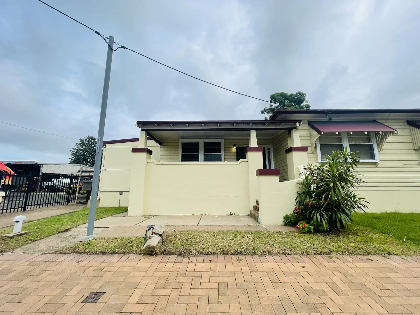2/248A John Street, Singleton NSW 2330