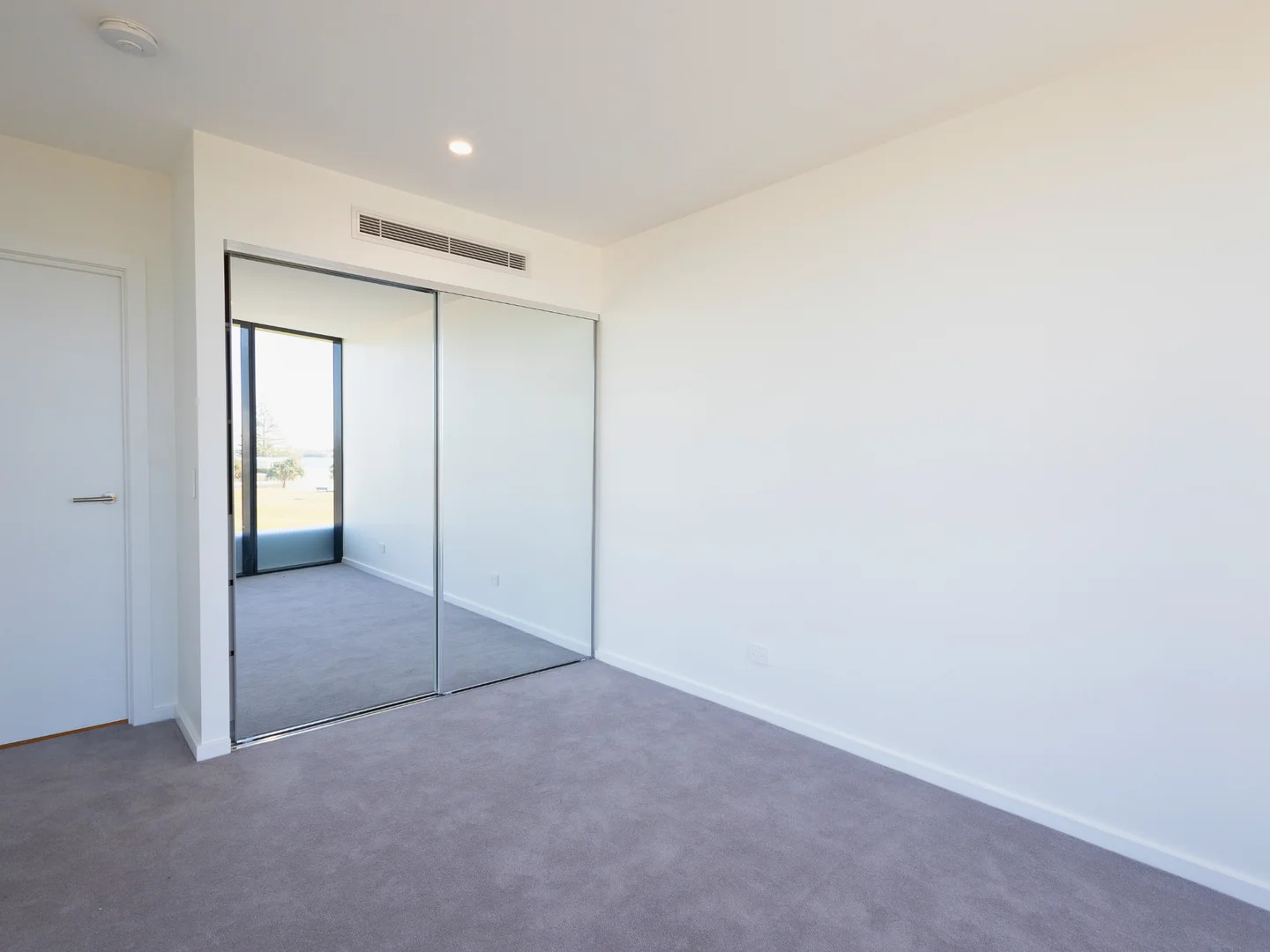 Additional image 8 of 106/180 Marine Parade, Labrador QLD 4215