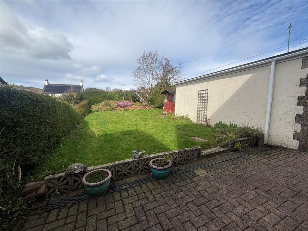 Additional image 2 of 3 bed semi-detached house to rentBryn Siriol, Caerphilly CF83