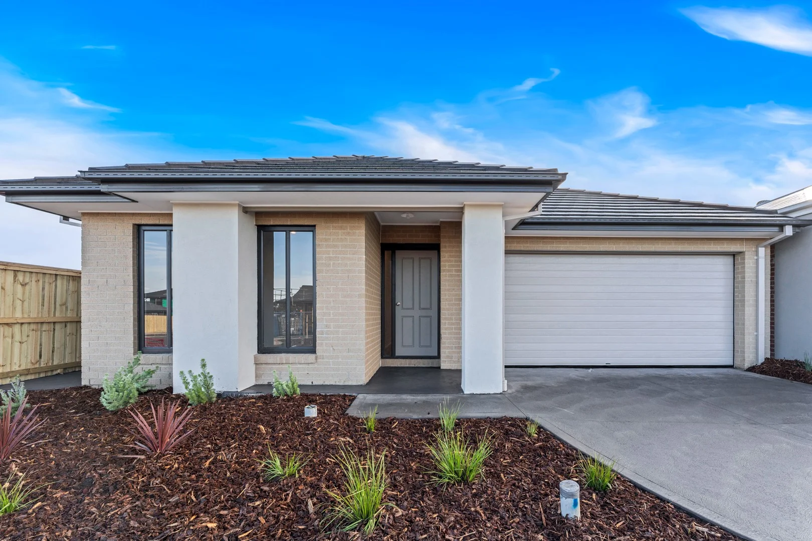 17 Topiary Way, Donnybrook VIC 3064