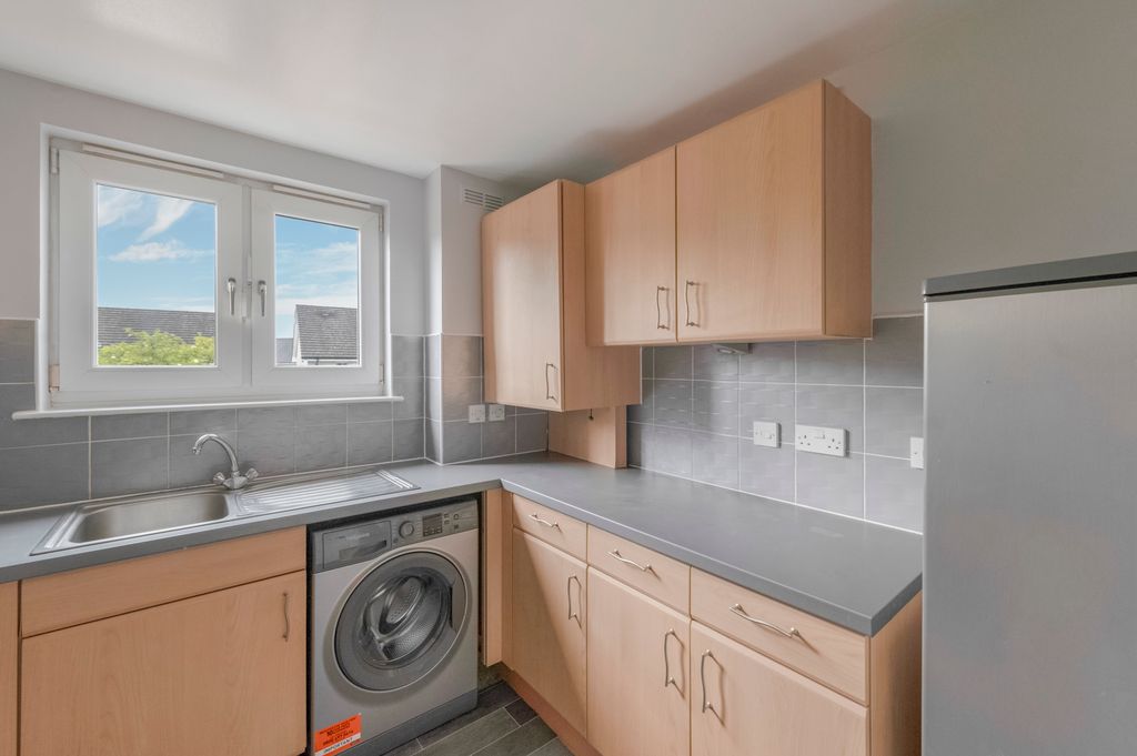 Additional image 12 of 2 bed flat to rentBroomhill Court, Stirling, Stirling FK9