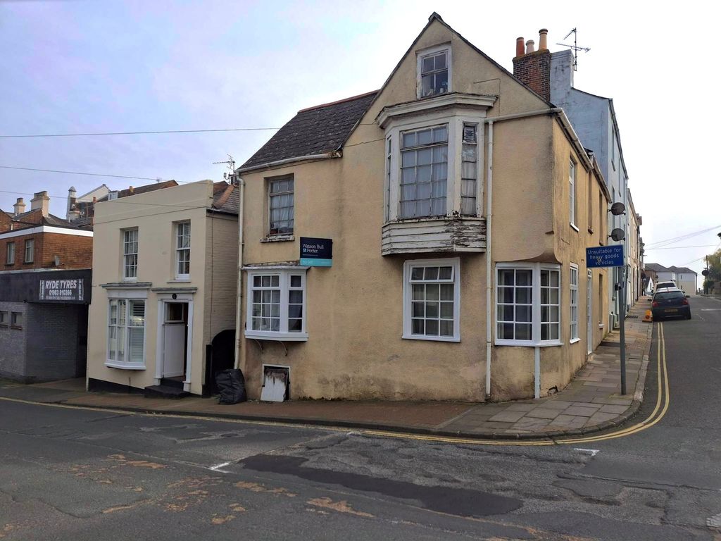 Additional image 2 of 1 bed flat to rentGeorge Street, Ryde PO33