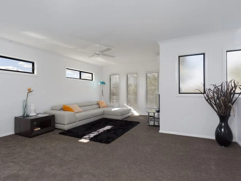 Additional image 14 of 2/31 Booth Street, Golden Square VIC 3555