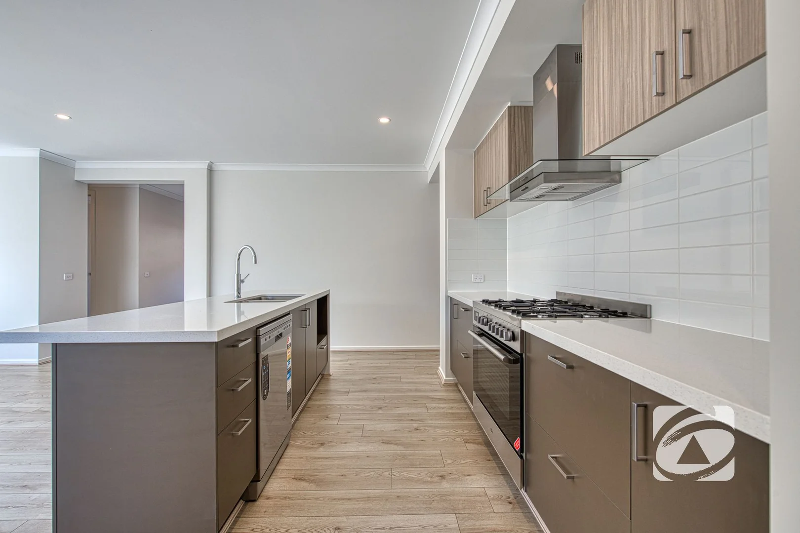 Additional image 4 of 16 Mapleton Avenue, Warragul VIC 3820