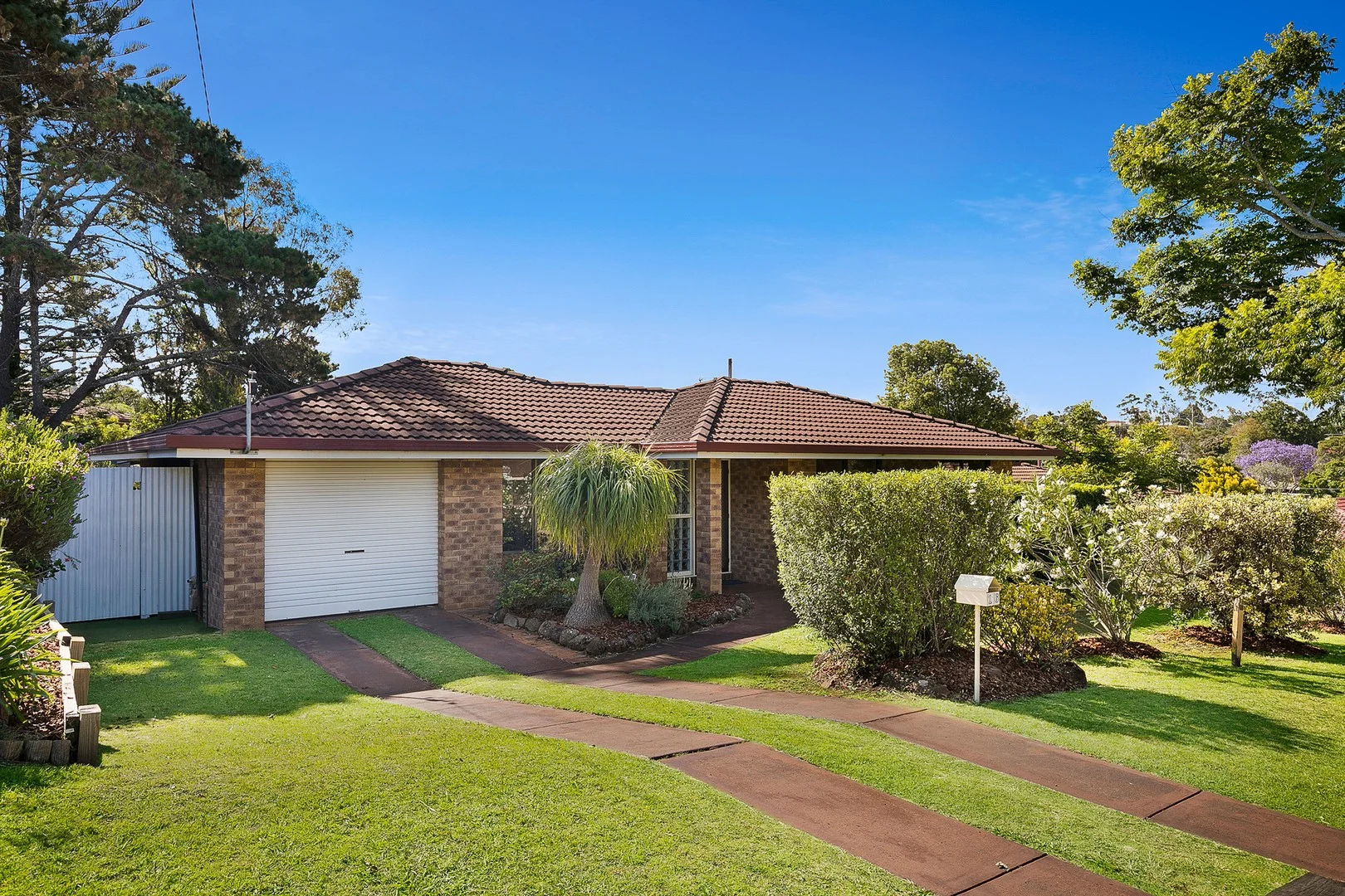 16 Melita Crescent, Wilsonton Heights QLD 4350