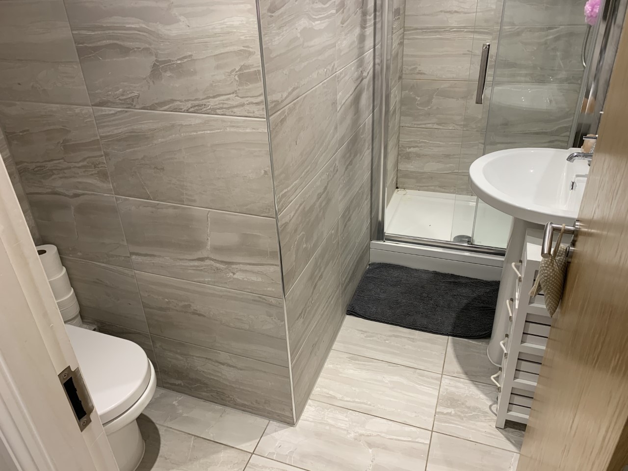 2 Bed Flat, Headingley Lane, LS6, N1 7GU photo 5