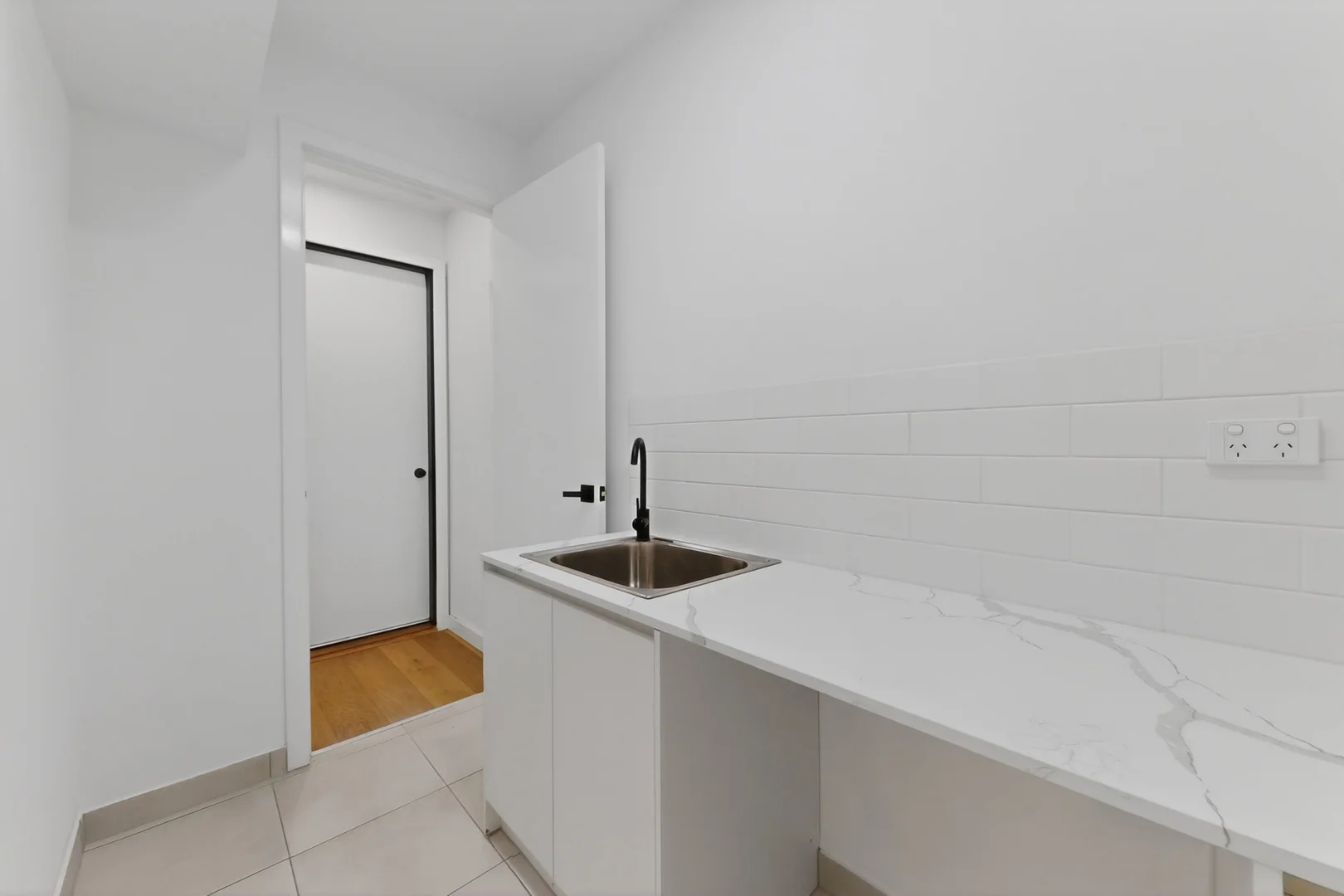 Additional image 8 of 2/80 Power Avenue, Chadstone VIC 3148