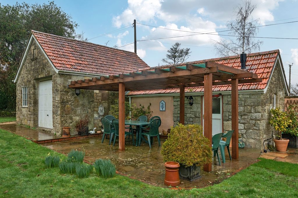 Additional image 14 of 3 bed detached house to rentHatch Lane, Tisbury, Nr Salisbury, Wiltshire SP3