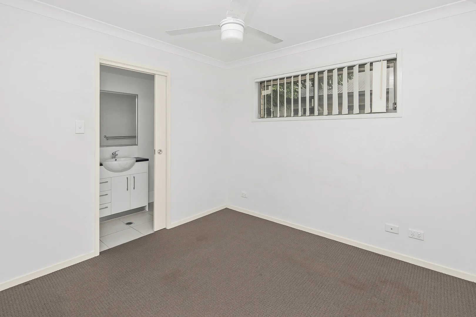 Additional image 4 of 2/16 Pendragon Street, Raceview QLD 4305