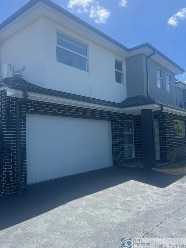 3/30 Macpherson Street, Dandenong VIC 3175