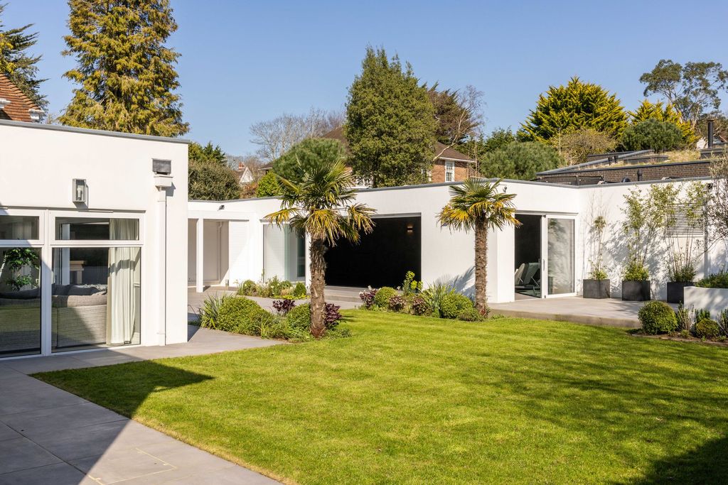 Additional image 40 of 6 bed detached house for saleTongdean Avenue, Hove BN3