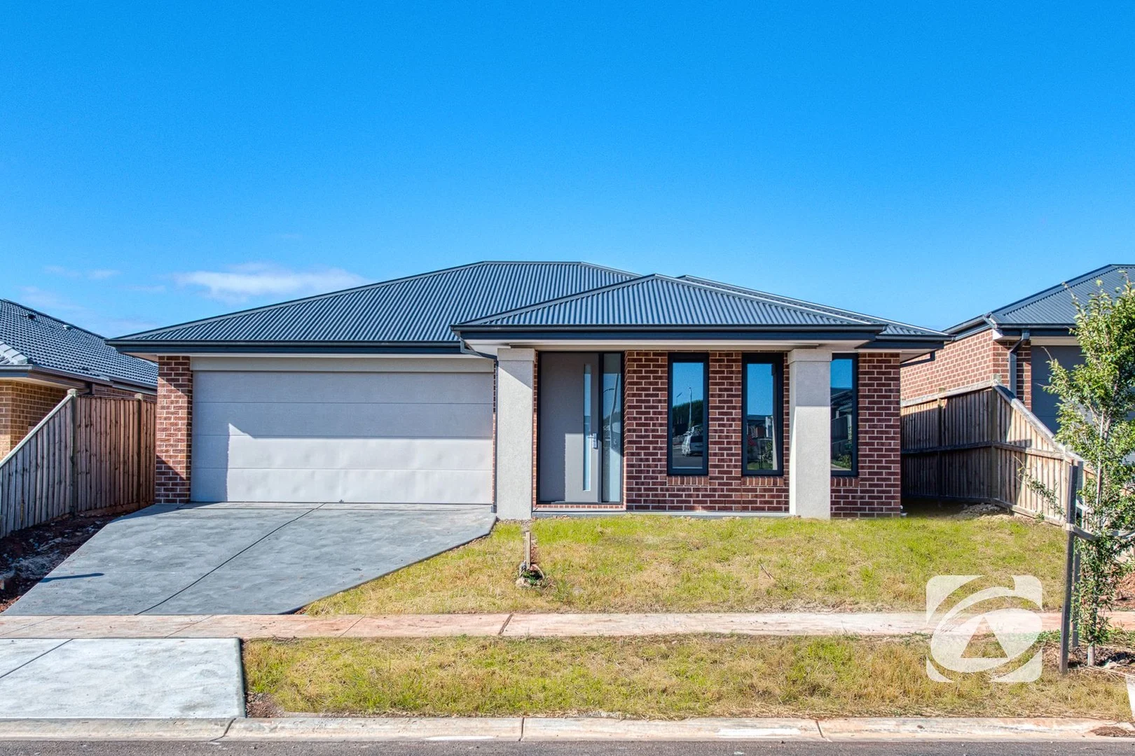 16 Mapleton Avenue, Warragul VIC 3820