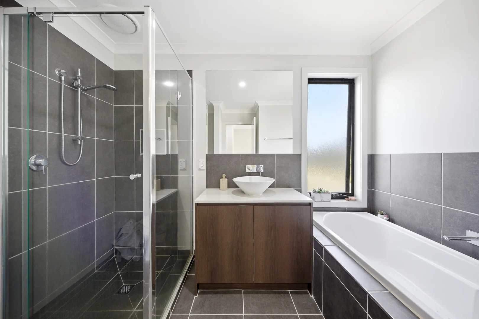Additional image 10 of 41 Matchett Drive, Clyde VIC 3978