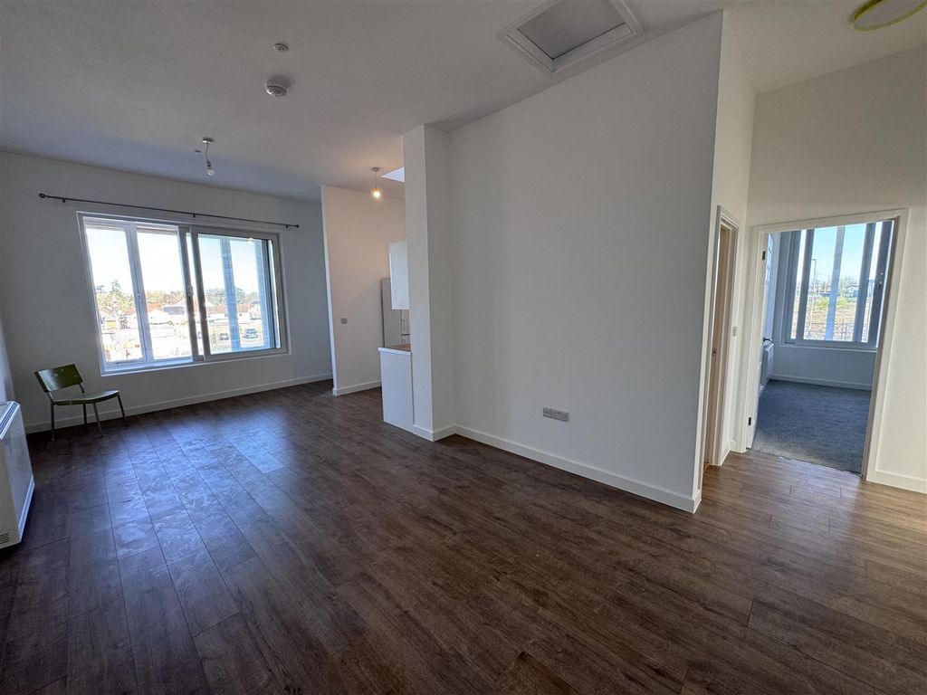 Additional image 3 of 2 bed flat to rentWoodstock Way, Caldicot NP26