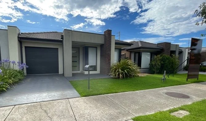 131 Wurrook Circuit, North Geelong VIC 3215