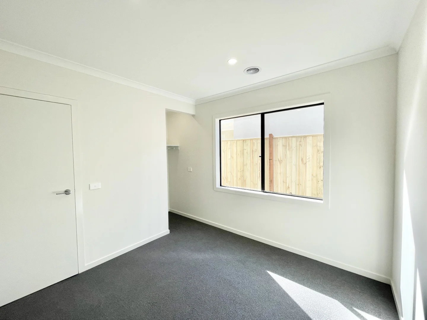 13 Lowell Road, Tarneit VIC 3029 photo 5