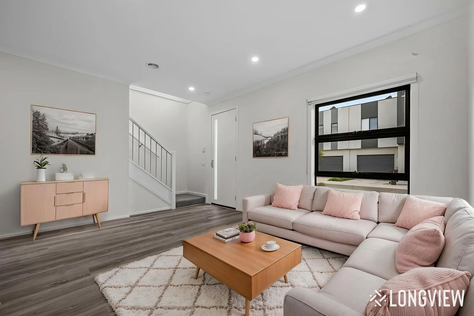 8 Steadfield Circuit, Melton South VIC 3338