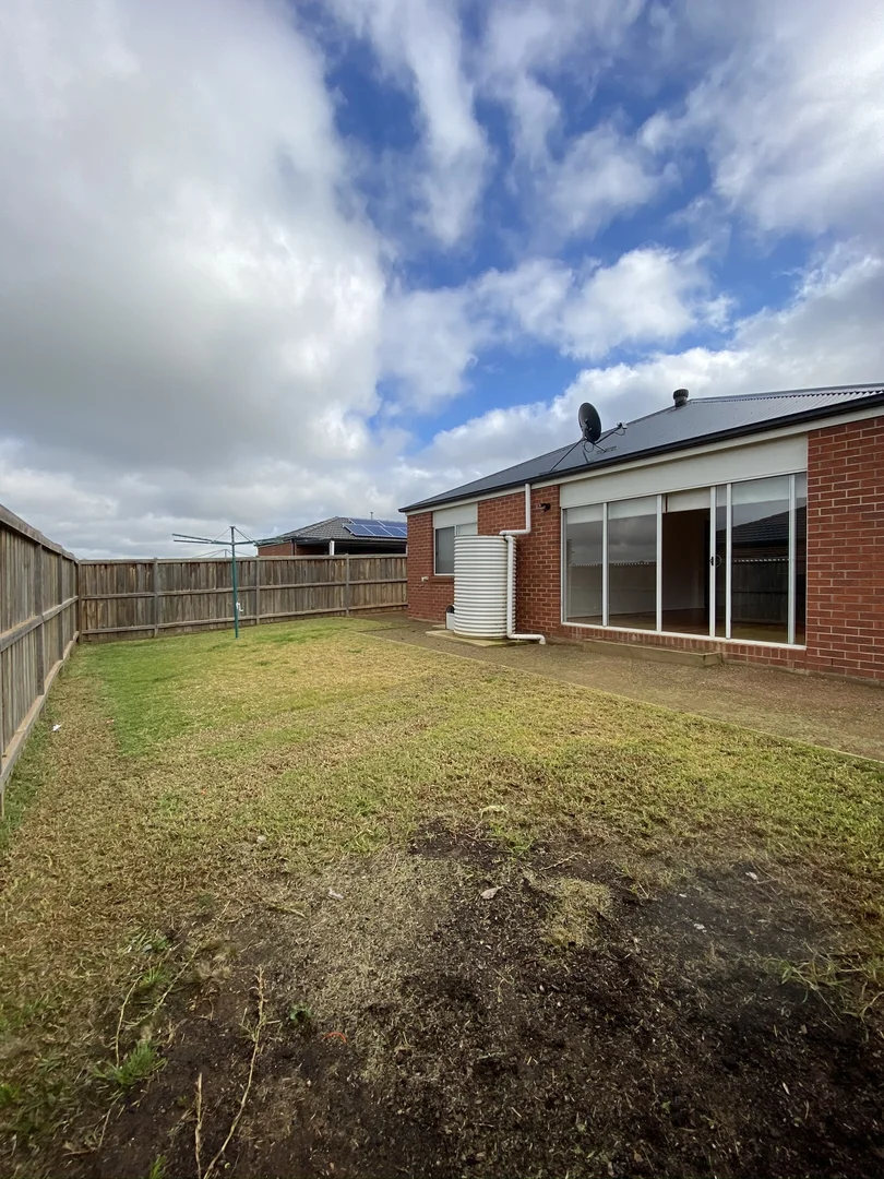 Additional image 11 of 15 Longford Crescent, Melton South VIC 3338