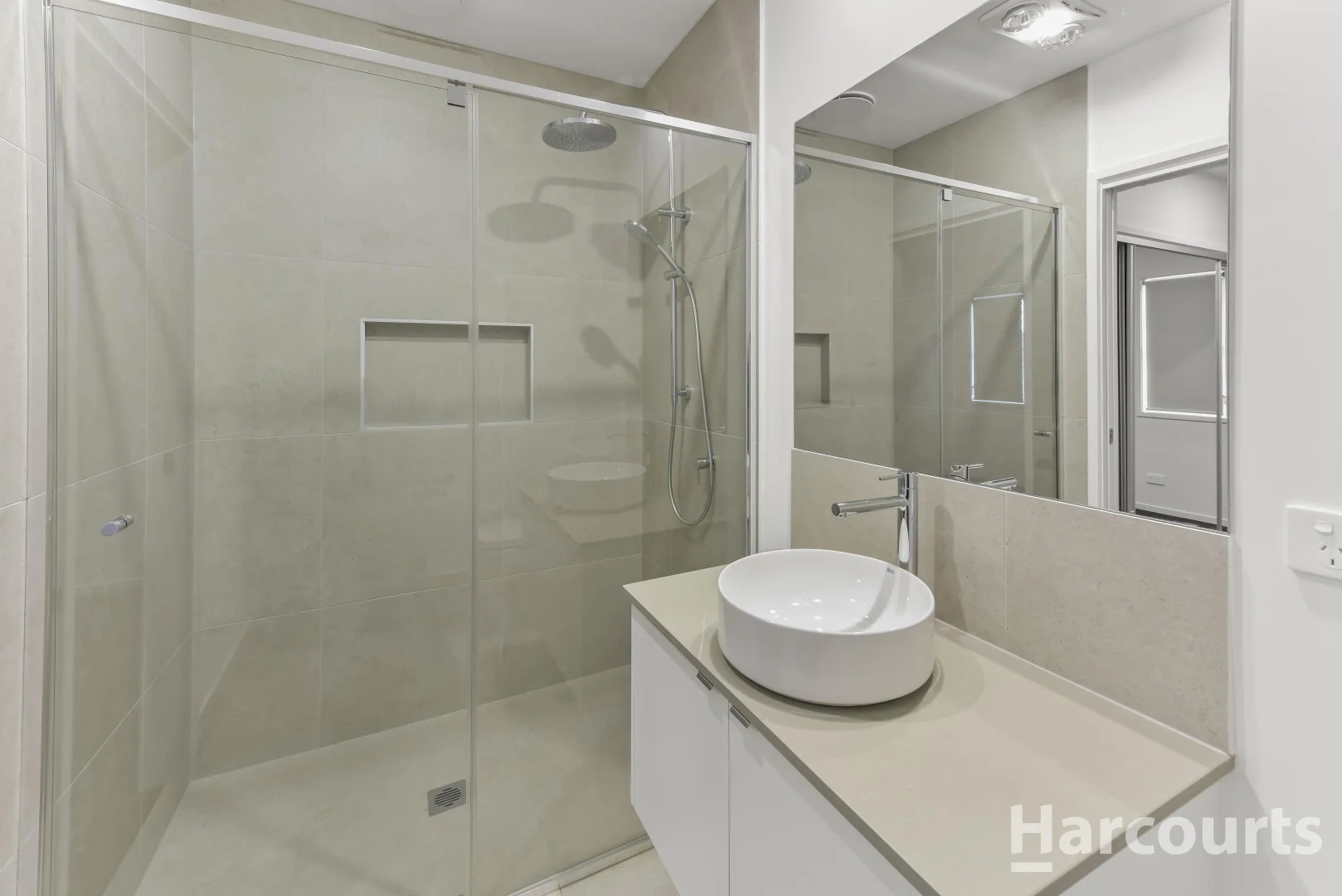 Additional image 12 of 2/12 Sarazen Street, Coral Cove QLD 4670