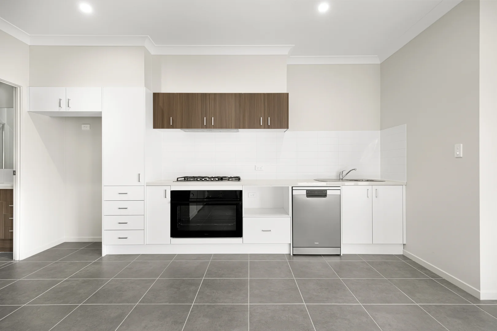 Additional image 4 of 2/5 Millhouse Close, Farley NSW 2320