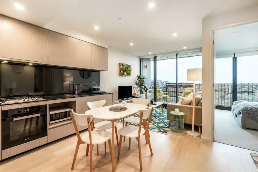 1707/151 Berkeley Street, Melbourne VIC 3000