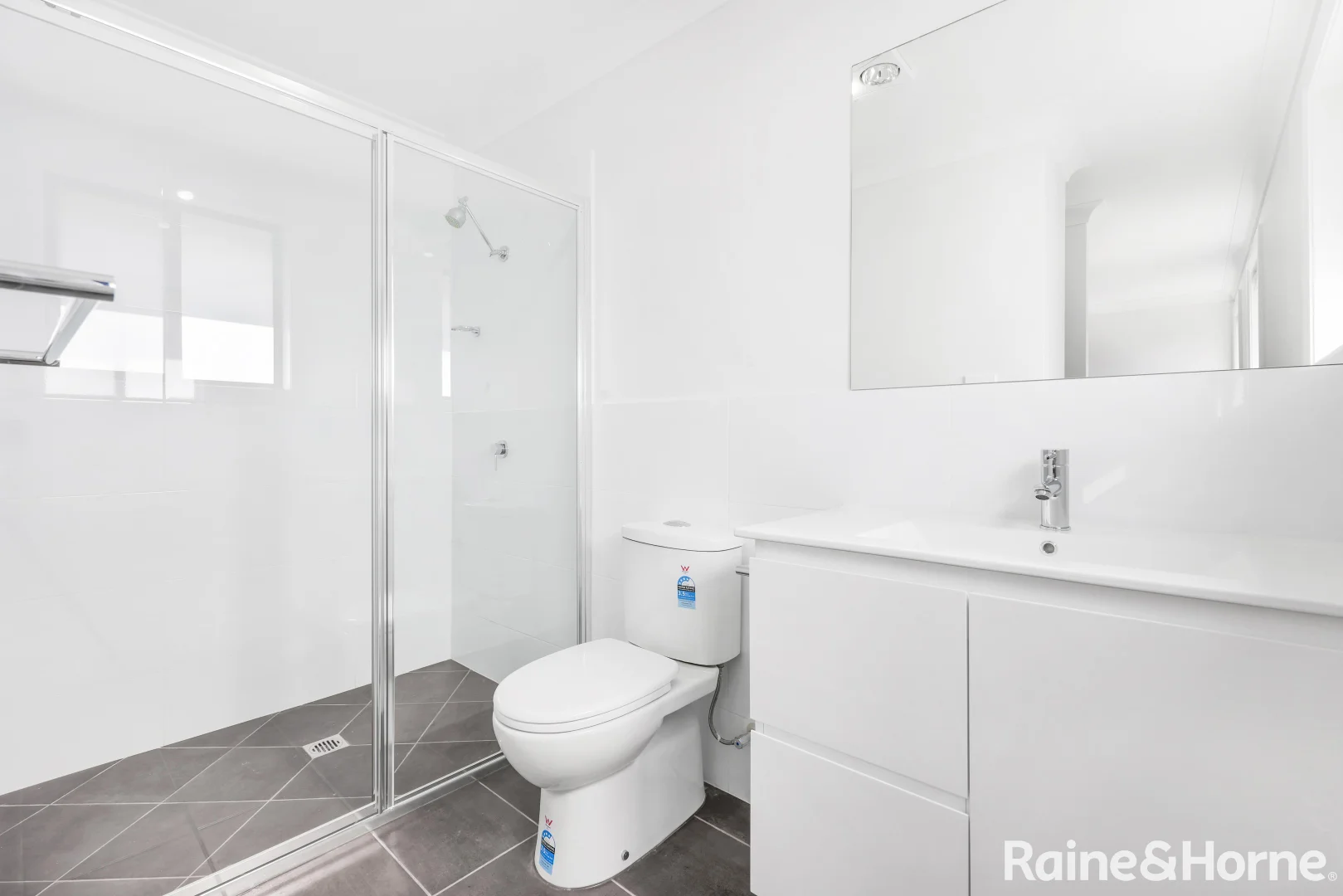 Additional image 5 of 1/8 Conway Close, Tamworth NSW 2340